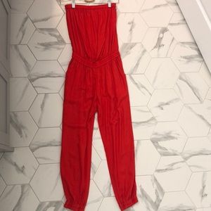 Orange sleeveless jumpsuit